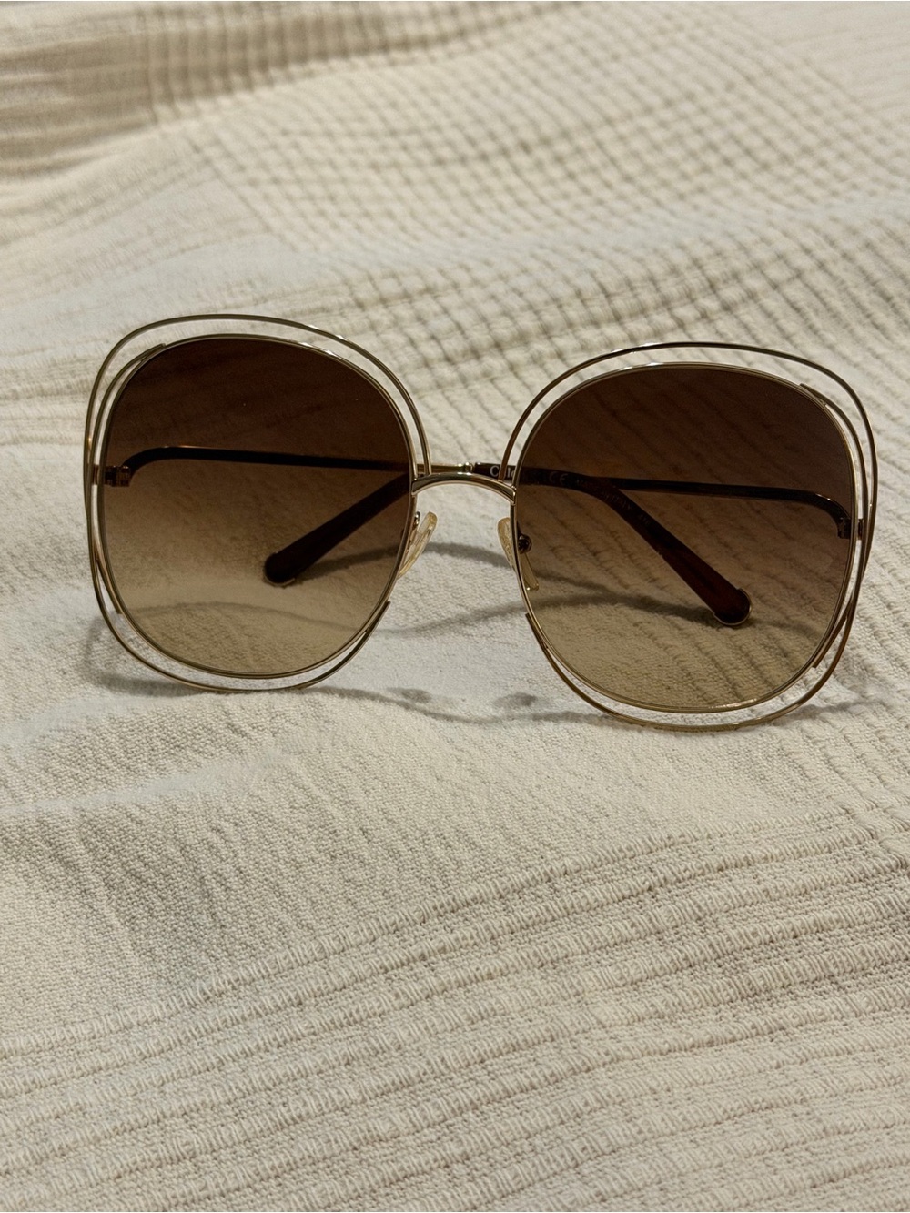 Authentic Chloe Oversized Sunglasses w/ Gold Frame and Brown lenses CE126S